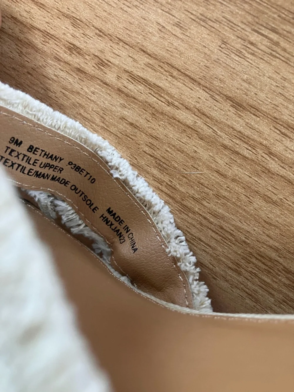 Tommy Bahama light cream
